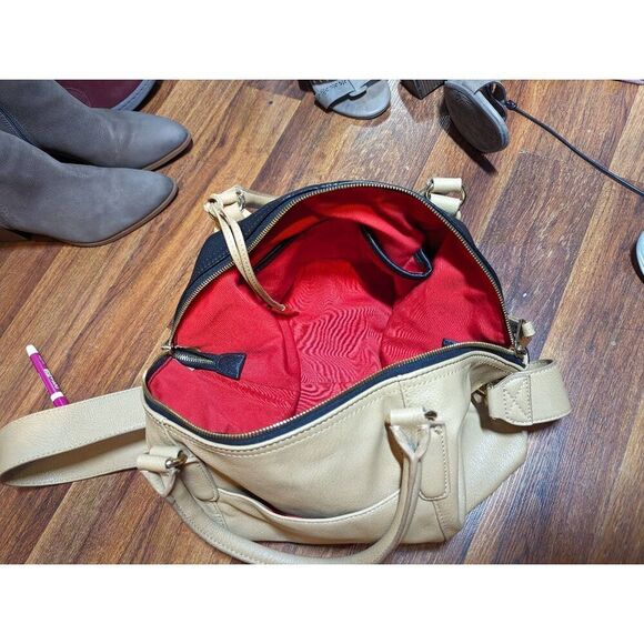 Carlos Santana 2-tone large vegan leather purse * - Picture 4 of 4